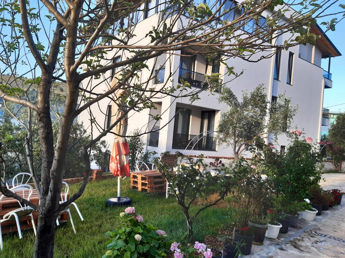 Villa Zotaj Ksamil Buitenkant foto