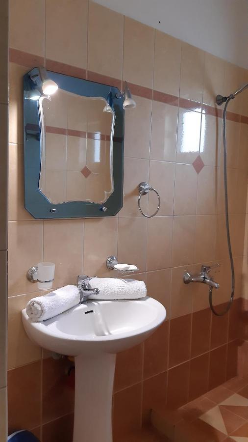 Villa Zotaj Ksamil Kamer foto