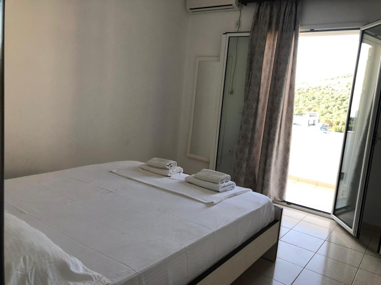 Villa Zotaj Ksamil Kamer foto
